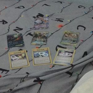 7 ultra rare Pokémon cards